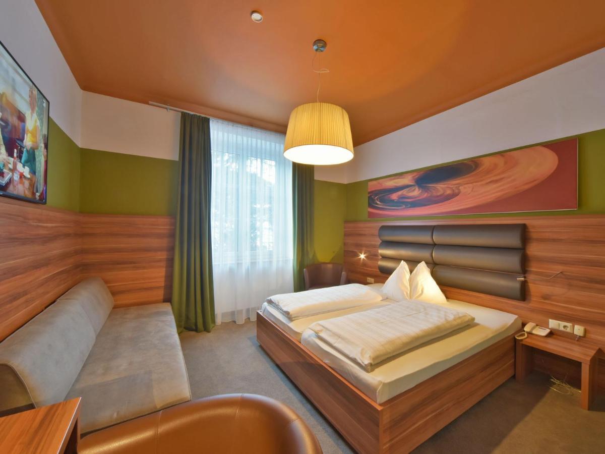 Hotel Ertl & Restaurant El Venado 스피탈안더드라우 외부 사진